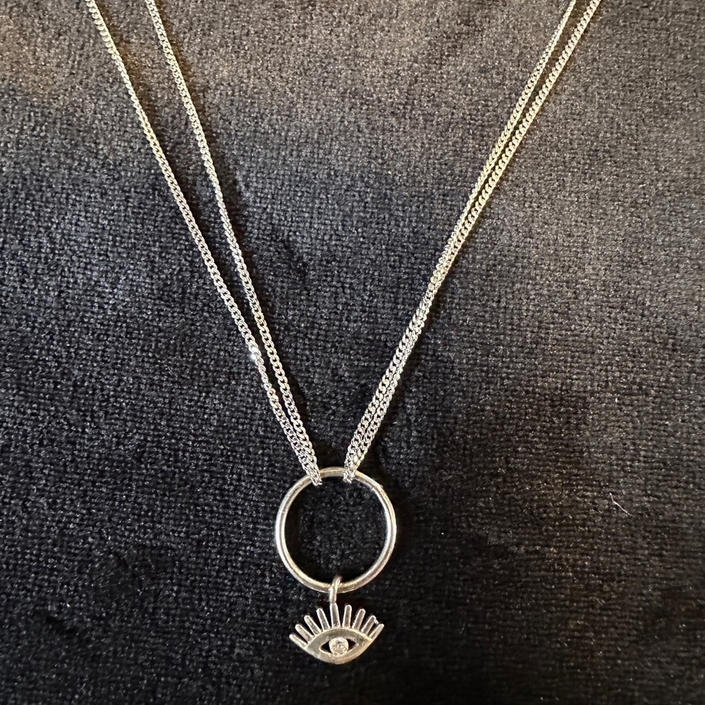 Beautiful eye necklace with double chain 925